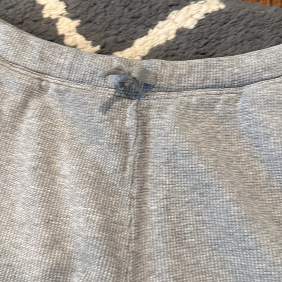 Old Navy Waffle Shorts - Picture 3 of 5